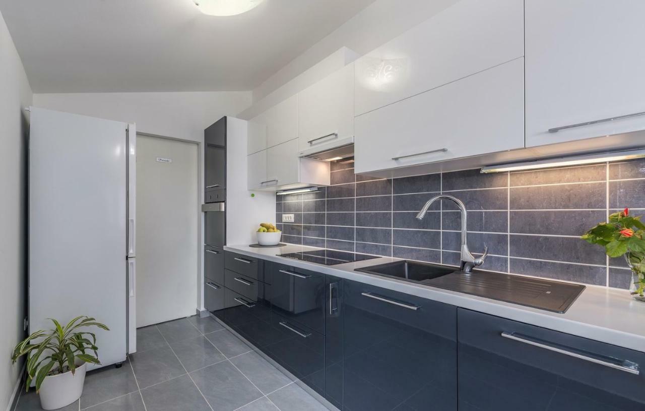 Apartments Saladinka Červar-Porat Kültér fotó