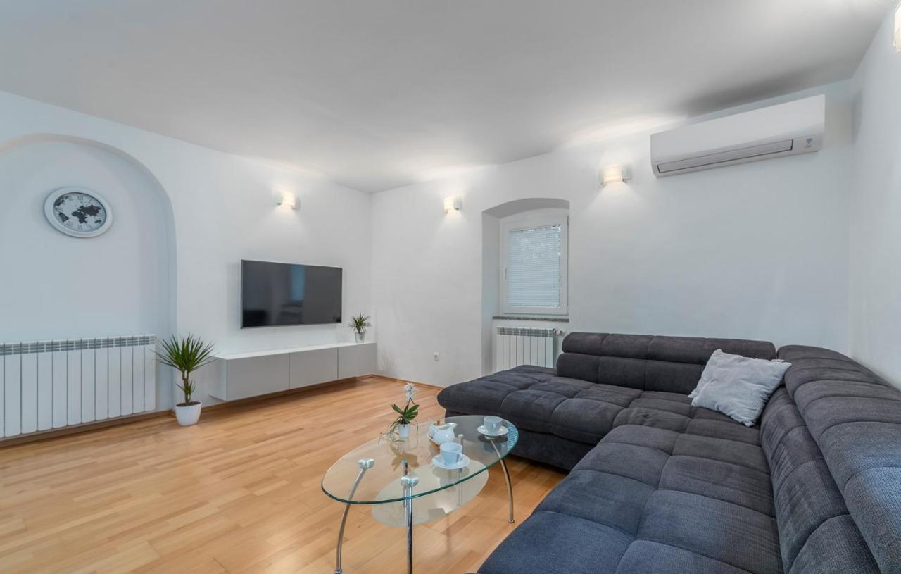 Apartments Saladinka Červar-Porat Kültér fotó